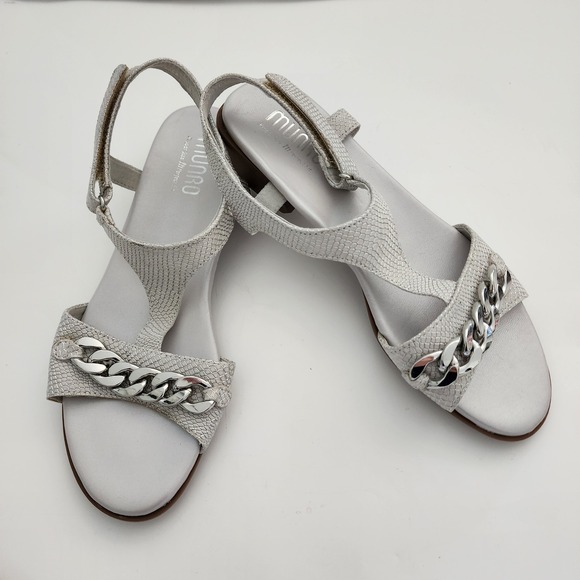 MUNRO‎ Marta sandal silver metallic leather ankle strap women's size 8 - Picture 1 of 9